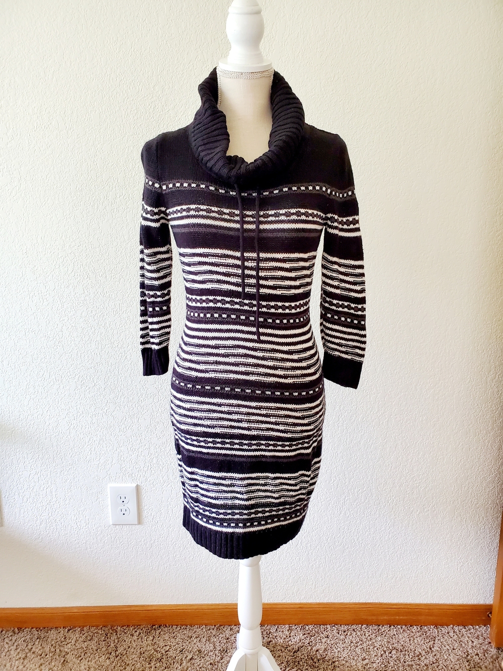 Maurices Black and White Striped Long Sleeve Sweater Dress